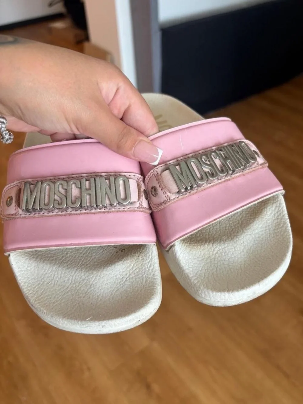 Moschino size